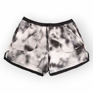 Nike Running Division Breathe Dri-FIT ADV 4'' Brief-Lined Shorts sz L HJ4150-010